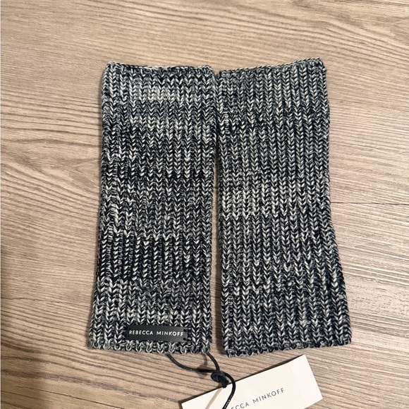 Rebecca Minkoff Accessories - Rebecca Minkoff Salt & Pepper color Arm Warmer